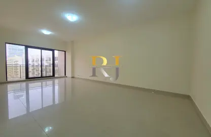 Apartment - 4 Bedrooms - 4 Bathrooms for rent in Golden Sands 9 - Mankhool - Bur Dubai - Dubai