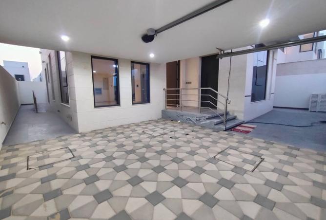 15200310 - Property Image 2