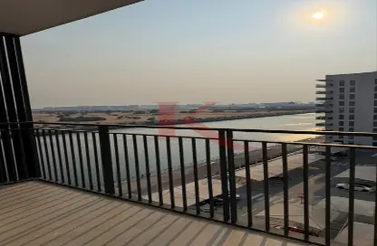 Apartment - 1 Bedroom - 1 Bathroom for rent in Waters Edge - Yas Island - Abu Dhabi