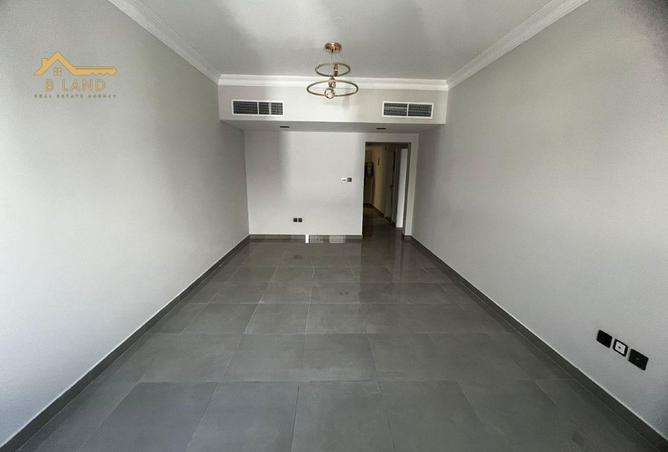 15474100 - Property Image 2