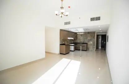 شقة - 2 غرف نوم - 3 حمامات للايجار في 1 فورديركشن رزدنس - مجمع دبي ريزيدنس - دبي