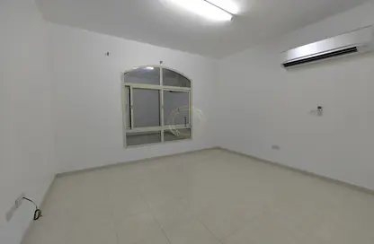 Apartment - 2 Bedrooms - 2 Bathrooms for rent in Bida Bin Ammar - Asharej - Al Ain