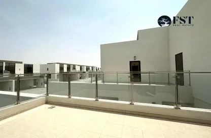 صورة لـ تراس تاون هاوس - 3 غرف نوم - 4 حمامات للايجار في سينسز - المنطقة 11 - مدينة الشيخ محمد بن راشد - دبي ، صورة رقم 1