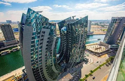 Apartment - 2 Bedrooms - 2 Bathrooms for sale in Vera Residences - Business Bay - Dubai