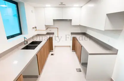 Townhouse - 2 Bedrooms - 3 Bathrooms for rent in Al Ghadeer 2 - Al Ghadeer - Abu Dhabi