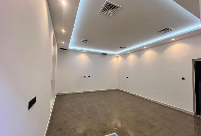 15600135 - Property Image 3