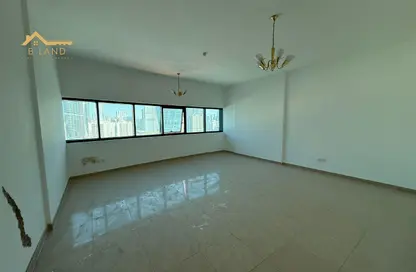 Apartment - 2 Bedrooms - 3 Bathrooms for rent in Al Mamzar - Al Mamzar - Sharjah - Sharjah
