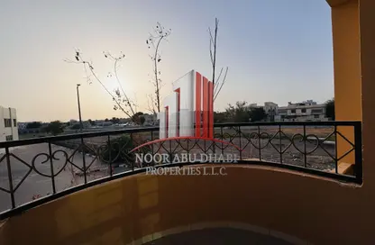 Apartment - 4 Bedrooms - 4 Bathrooms for rent in Hai Al Mutawaa - Al Mutawaa - Al Ain