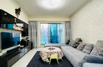 صورة لـ غرفة المعيشة شقة - غرفة نوم - 2 حمامات للبيع في برج أرمادا 3 - بحيرة إلوشيو - أبراج بحيرة الجميرا - دبي ، صورة رقم 1