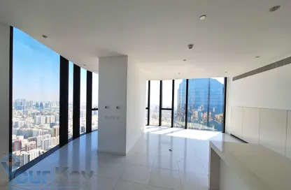 Apartment - 2 Bedrooms - 3 Bathrooms for rent in Burj Mohammed Bin Rashid at WTC - Corniche Road - Abu Dhabi