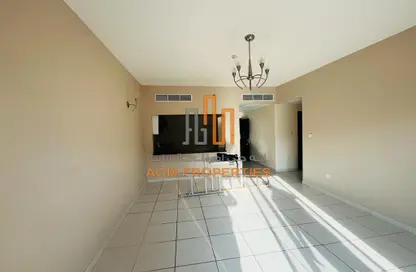 Empty Room image for: Apartment - 2 Bedrooms - 2 Bathrooms for rent in Al Liwan Building - Dubai Silicon Oasis - Dubai, Image 1