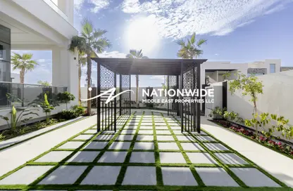 Villa - 6 Bedrooms - 7 Bathrooms for sale in West Yas - Yas Island - Abu Dhabi