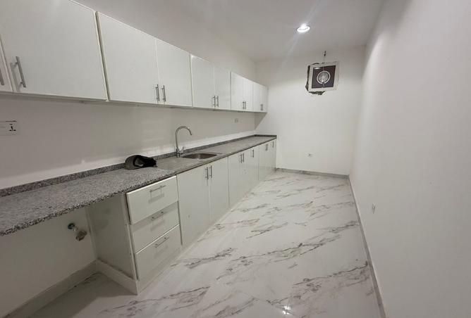 Hot Deal!! Brand New Unit w/ Excellent Finishing..