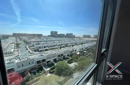 Apartment - 3 Bedrooms - 4 Bathrooms for rent in Zahra Apartments 1A - Zahra Apartments - Town Square - Dubai