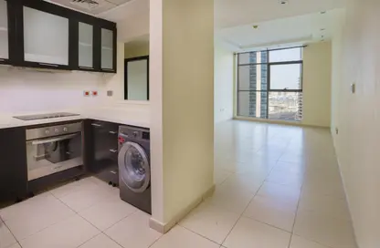 Apartment - 1 Bedroom - 2 Bathrooms for sale in Skyview Tower - Dubai Marina - Dubai