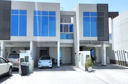 Townhouse - 3 Bedrooms - 3 Bathrooms for sale in West Village - Al Furjan - Dubai