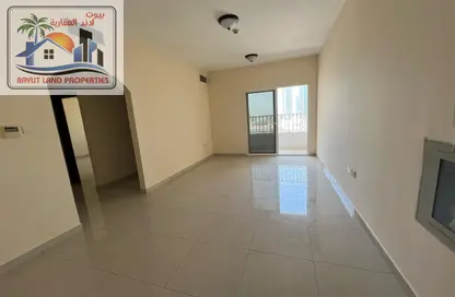 شقة - 2 غرف نوم - 2 حمامات للايجار في شارع التعاون الجديد - التعاون - الشارقة
