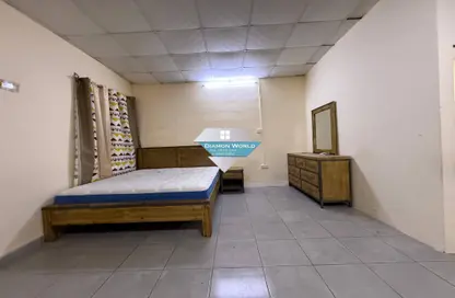 Apartment - 1 Bedroom - 1 Bathroom for rent in Al Karamah - Abu Dhabi
