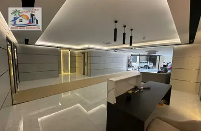 Apartment - 3 Bedrooms - 3 Bathrooms for rent in Corniche Tower - Ajman Corniche Road - Ajman