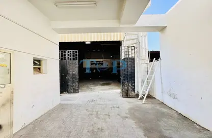 مستودع - استوديو - 2 حمامات للايجار في الاراس - العين الصناعية - العين