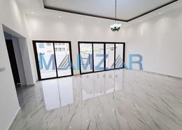 Villa - 4 bedrooms - 6 bathrooms for rent in Al Karamah - Abu Dhabi Villa - 4 bedrooms - 6 bathrooms for rent in Al Karamah - Abu Dhabi
