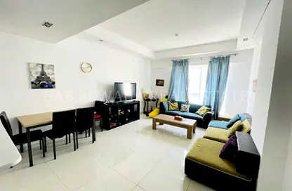 Apartment - 1 Bedroom - 2 Bathrooms for rent in Topaz Residences - Dubai Silicon Oasis - Dubai