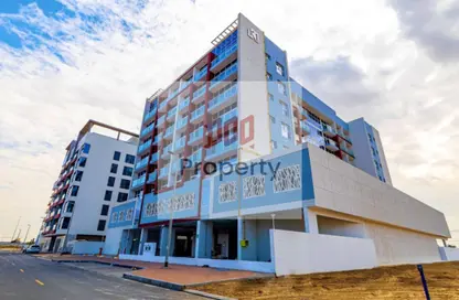 Apartment - Studio - 1 Bathroom for rent in K1 - Dubai Land Residence Complex - Dubai