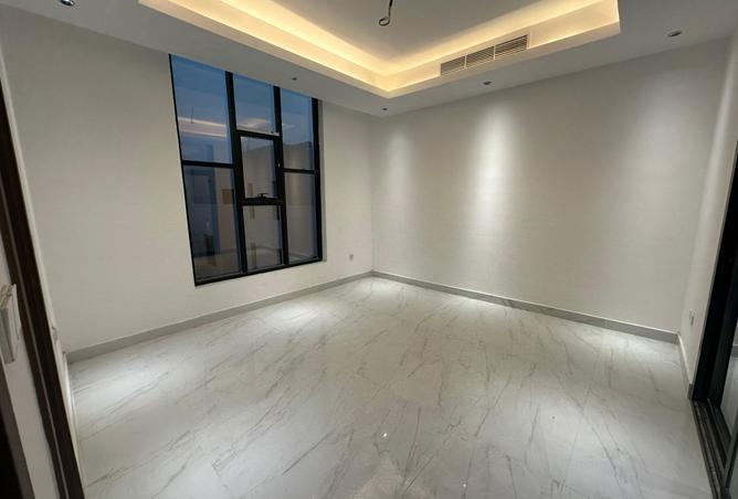 15943200 - Property Image 3