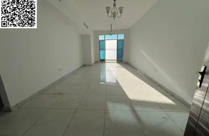 Apartment - 3 Bedrooms - 3 Bathrooms for rent in Corniche Tower - Ajman Corniche Road - Ajman