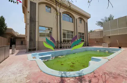 فيلا - 4 غرف نوم - 4 حمامات للايجار في فلل الجميرا 1 - جميرا 1 - الجميرا - دبي