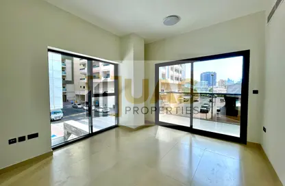 Apartment - 2 Bedrooms - 3 Bathrooms for rent in Al Barsha 1 - Al Barsha - Dubai