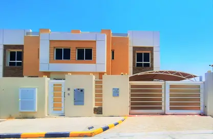 تاون هاوس - 4 غرف نوم - 6 حمامات للايجار في بساتين الطيّ - ّالطي - الشارقة