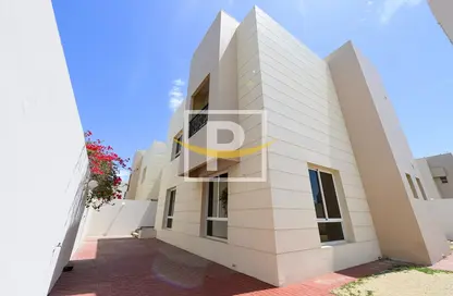 Villa - 3 Bedrooms - 4 Bathrooms for rent in Al Badaa Street - Al Badaa - Dubai