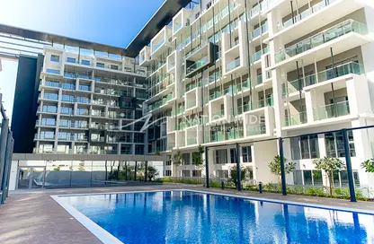 Duplex - 3 Bedrooms - 4 Bathrooms for sale in Oasis 2 - Oasis Residences - Masdar City - Abu Dhabi