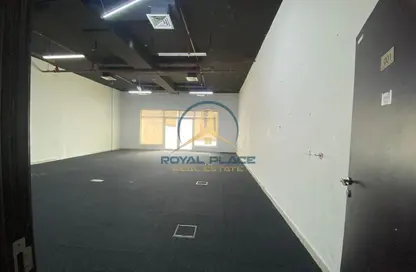 متجر - استوديو - 1 حمام للايجار في مكاتب و محلات ارجمند - مجمع دبي للإستثمار - دبي