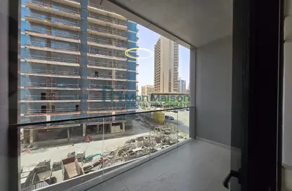 Apartment - Studio - 1 Bathroom for rent in Amal Tower - Dubai Sports City - Dubai