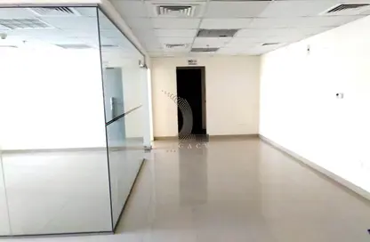 Empty Room image for: Office Space - Studio - 1 Bathroom for rent in Armada Tower 2 - Lake Elucio - Jumeirah Lake Towers - Dubai, Image 1
