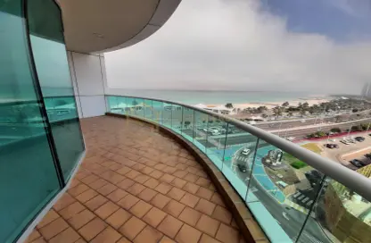Duplex - 4 Bedrooms - 5 Bathrooms for rent in Corniche Road - Abu Dhabi