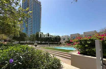 Apartment - 1 Bedroom - 1 Bathroom for sale in Golf Tower 1 - Golf Towers - The Views - Dubai