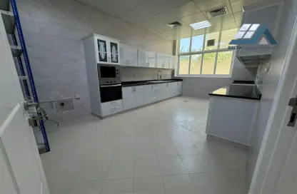 Apartment - 3 Bedrooms - 5 Bathrooms for rent in Madinat Al Riyad - Abu Dhabi