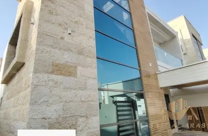 Villa - 5 Bedrooms - 6 Bathrooms for sale in Al Yasmeen 1 - Al Yasmeen - Ajman