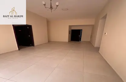 Apartment - 2 Bedrooms - 2 Bathrooms for rent in Al Jurf 2 - Al Jurf - Ajman Downtown - Ajman