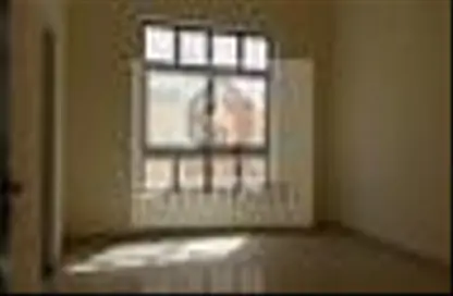 Empty Room image for: Apartment - 1 Bathroom for rent in Al Towayya - Al Ain, Image 1