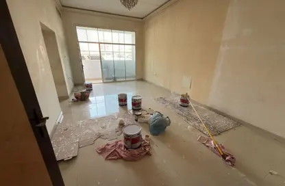 شقة - غرفة نوم - 2 حمامات للايجار في فلل الروضة 3 - 3  الروضة - الروضة - عجمان شقة - غرفة نوم - 2 حمامات للايجار في فلل الروضة 3 - 3  الروضة - الروضة - عجمان
