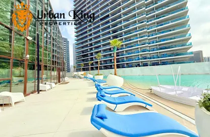 Apartment - 1 Bedroom - 2 Bathrooms for rent in One of One Luxury Residences - Business Bay - Dubai