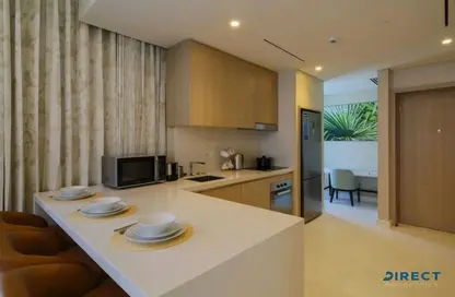 Apartment - 1 Bedroom - 1 Bathroom for rent in The Palm Tower - Palm Jumeirah - Dubai