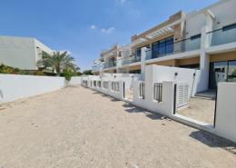 تاون هاوس - 3 غرف نوم - 3 حمامات للبيع في توبانجا - داماك هيلز - دبي