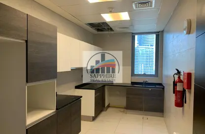 Apartment - 1 Bedroom - 2 Bathrooms for rent in Bahwan Tower Downtown - Downtown Dubai - Dubai