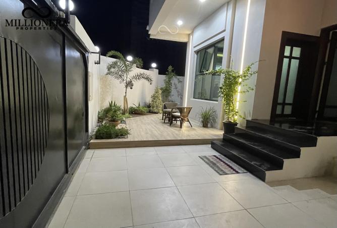 12827145 - Property Image 2