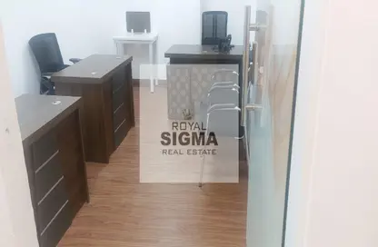 Office Space - Studio - 1 Bathroom for rent in Mankhool - Bur Dubai - Dubai